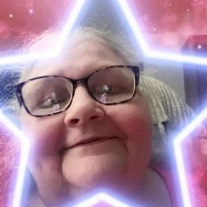 Meet your Posher, Malinda